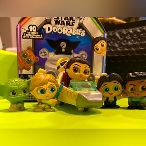 Princess Leia, Leía Cruiser, Luke Skywalker, Hans Solo, Yoda, Lando Clarissian